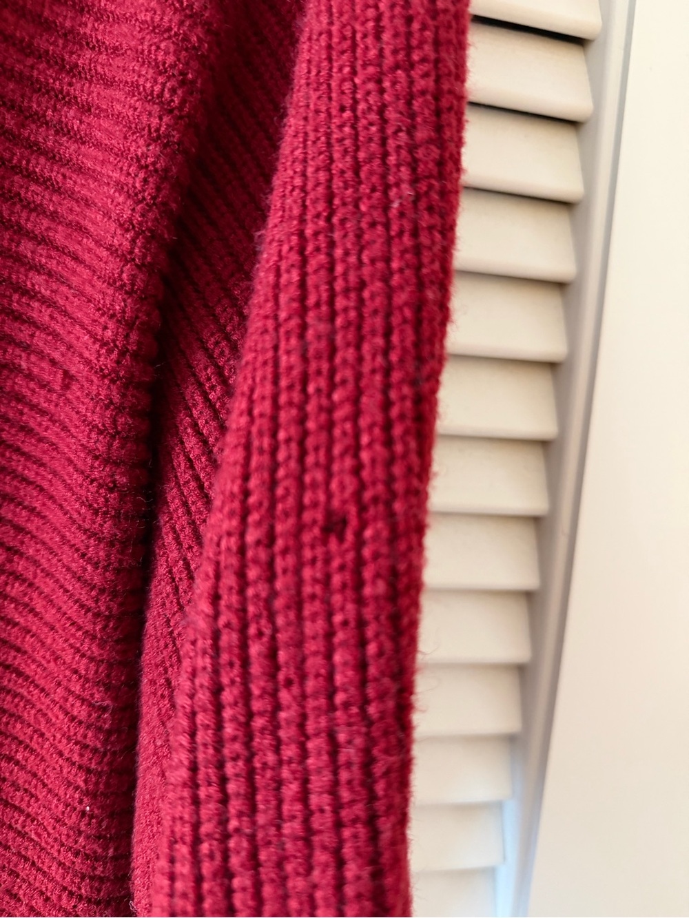 Relaxed V-Neck Ribbed Sweater in Red - Picture 3 of 3
